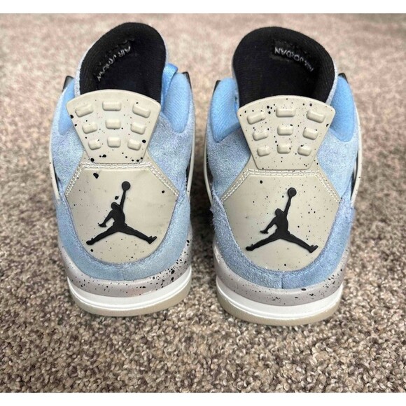 Nike Air Jordan 4 Retro University Blue UNC Size 7 Youth (Size 8.5 Women's) - Picture 4 of 8